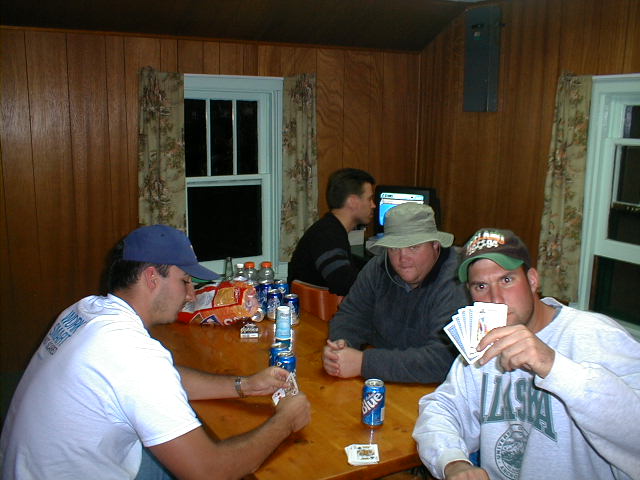 cardgame2.jpg (640x480; 59944 bytes)