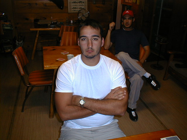eric.jpg (640x480; 59412 bytes)