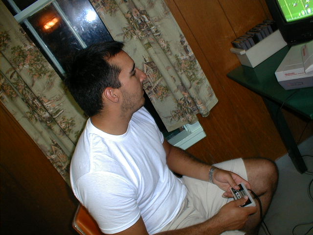 ericnintendo.jpg (640x480; 62065 bytes)