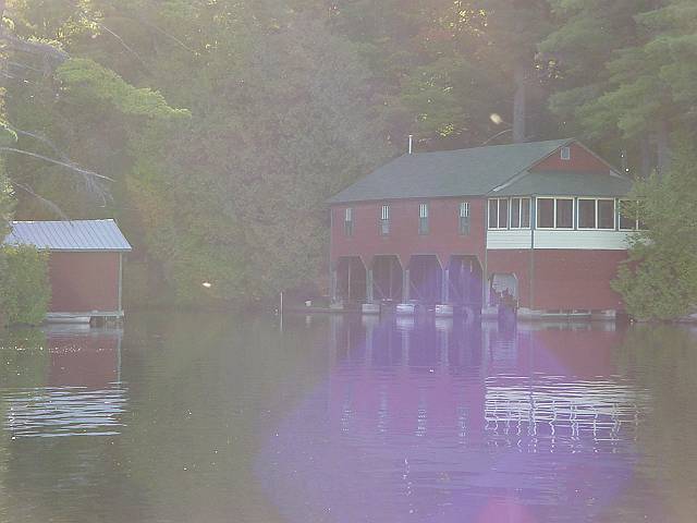 boathouse4.jpg (640x480; 35190 bytes)