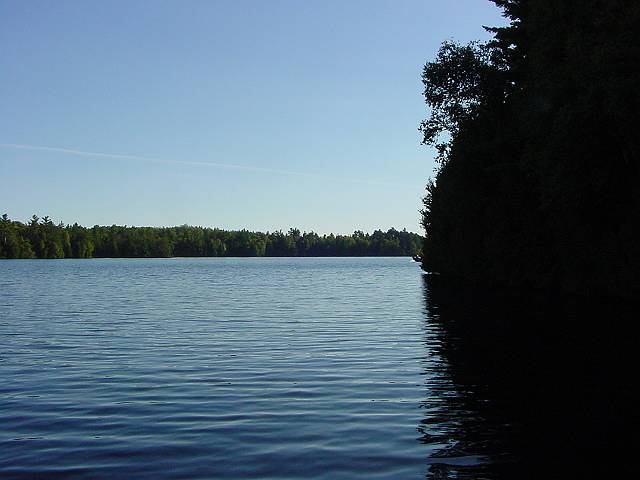 view7.jpg (640x480; 32818 bytes)